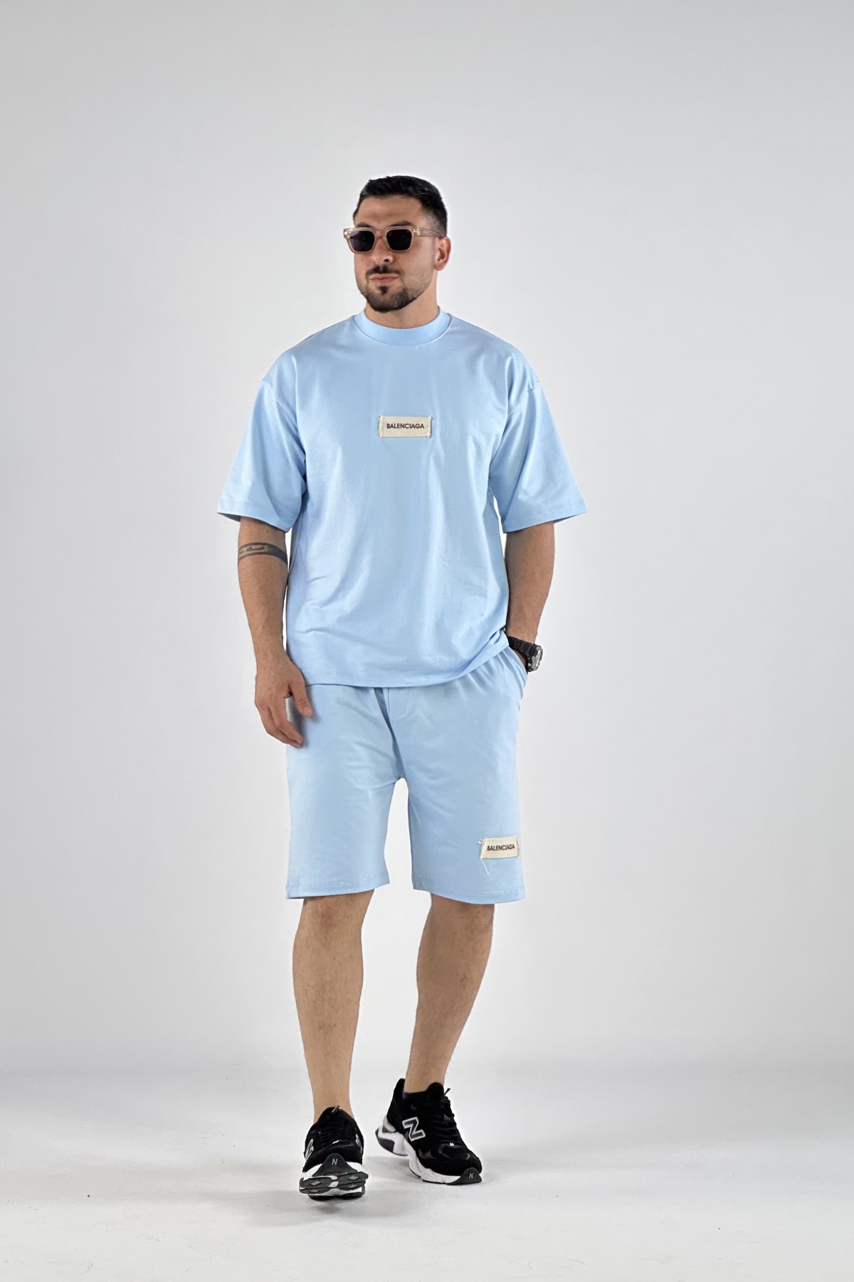 ست تیشرت شلوارک balenciaga