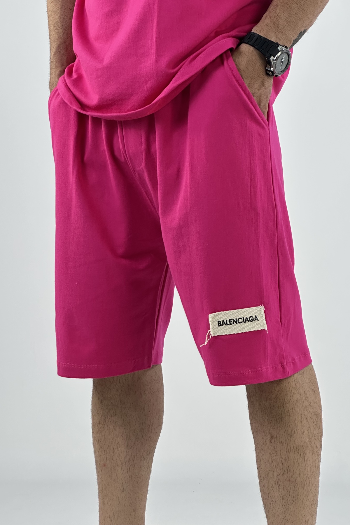 ست تیشرت شلوارک balenciaga