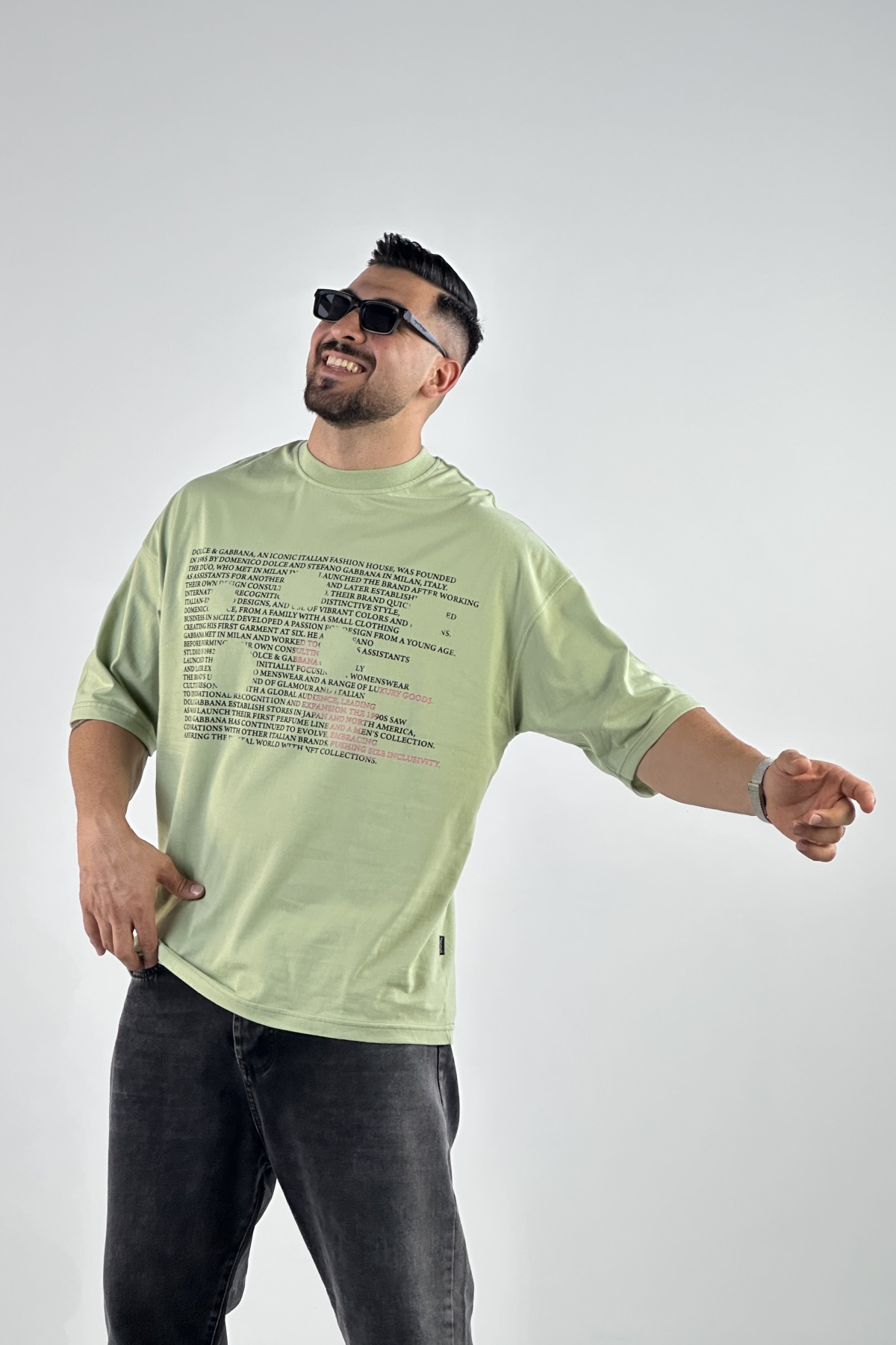 تیشرت چاپ طرح روزنامه (7825)