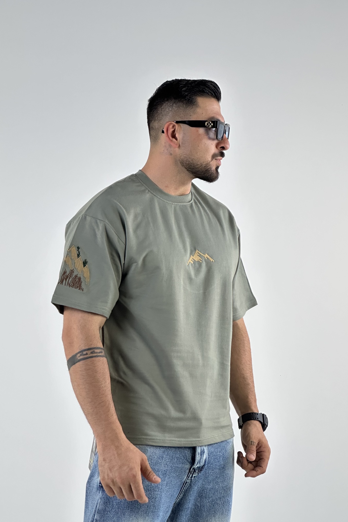 تیشرت گلدوزی کوه   (8128)