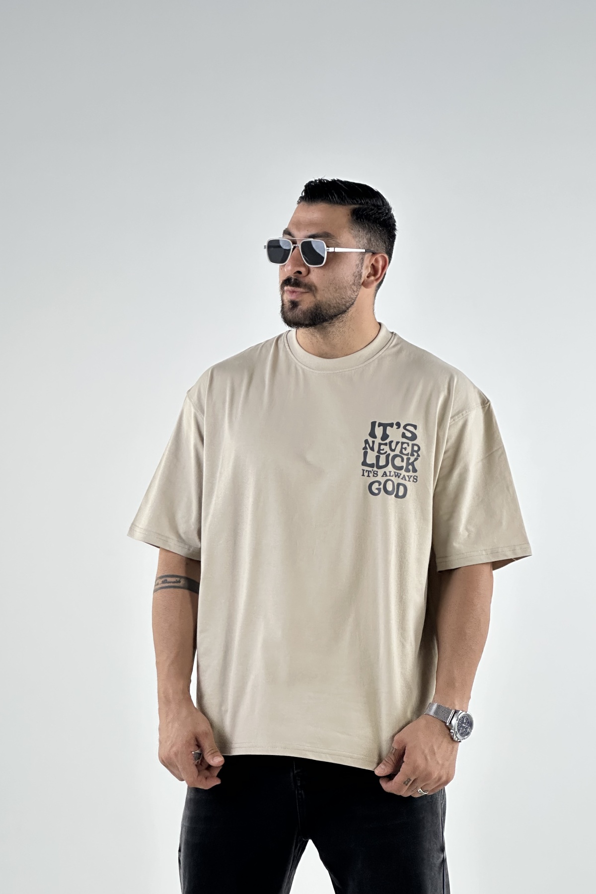 تیشرت کاریزماتیک چاپ IT,S NEVER LUCK پنبه  (8178)