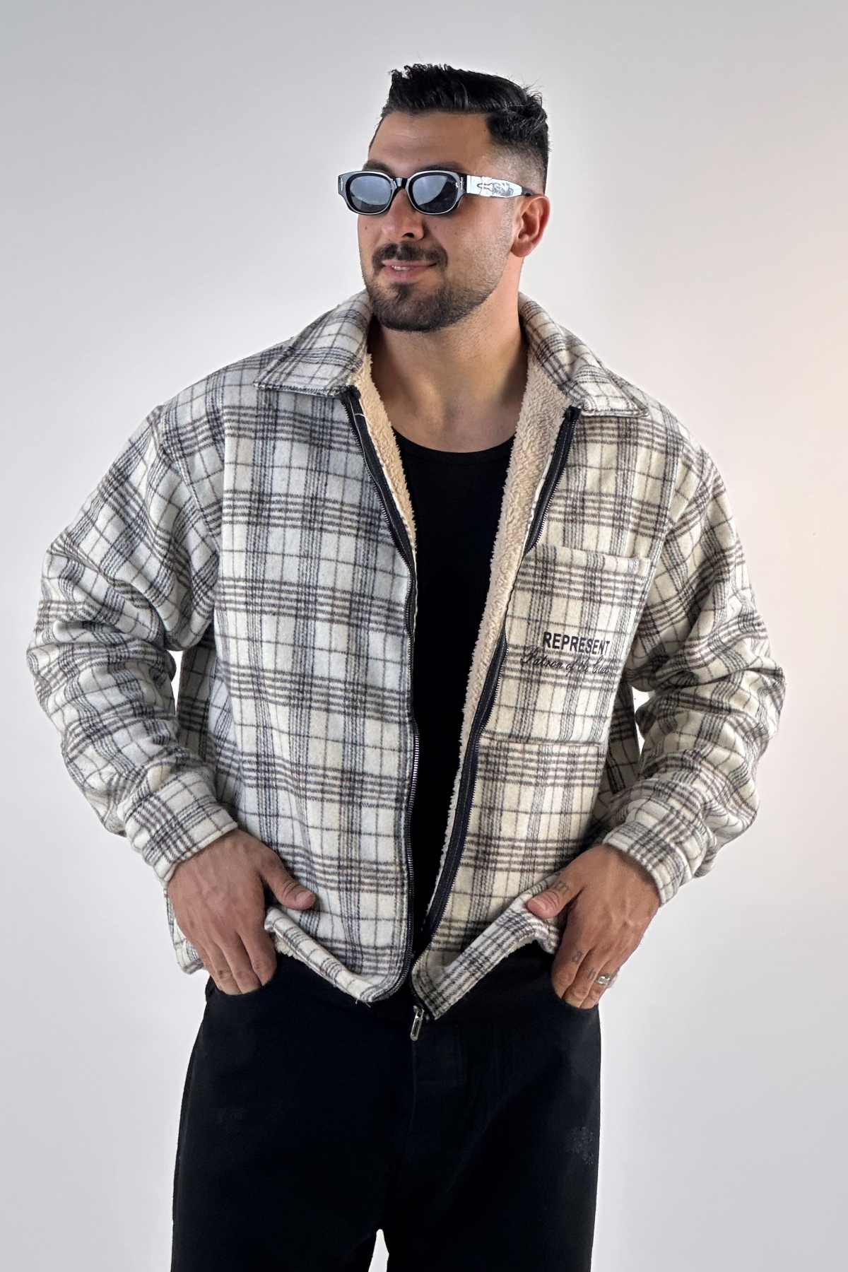 شَکِت پشمی داخل تدی (8468)