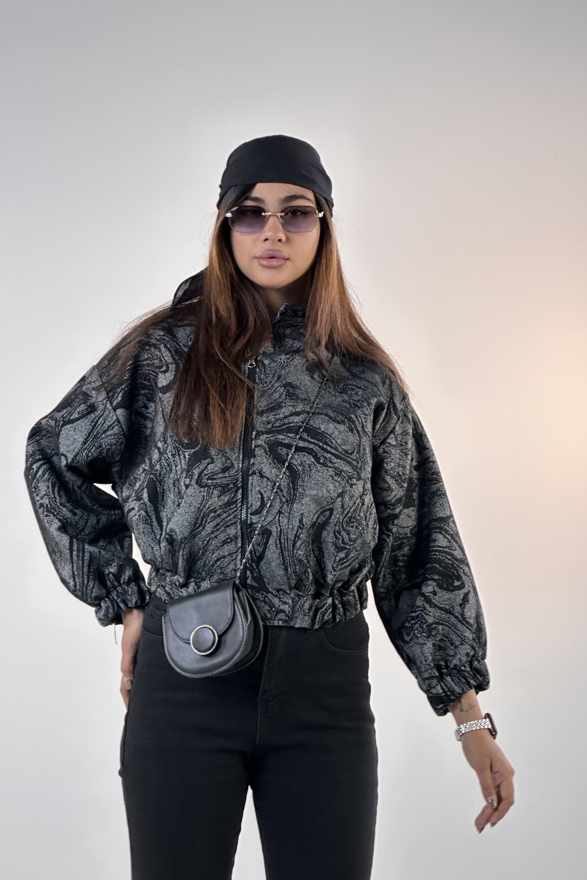 بامبر ابروبادی  (8920)