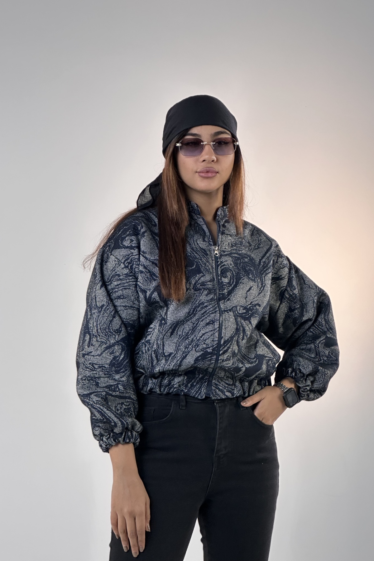 بامبر ابروبادی  (8920)