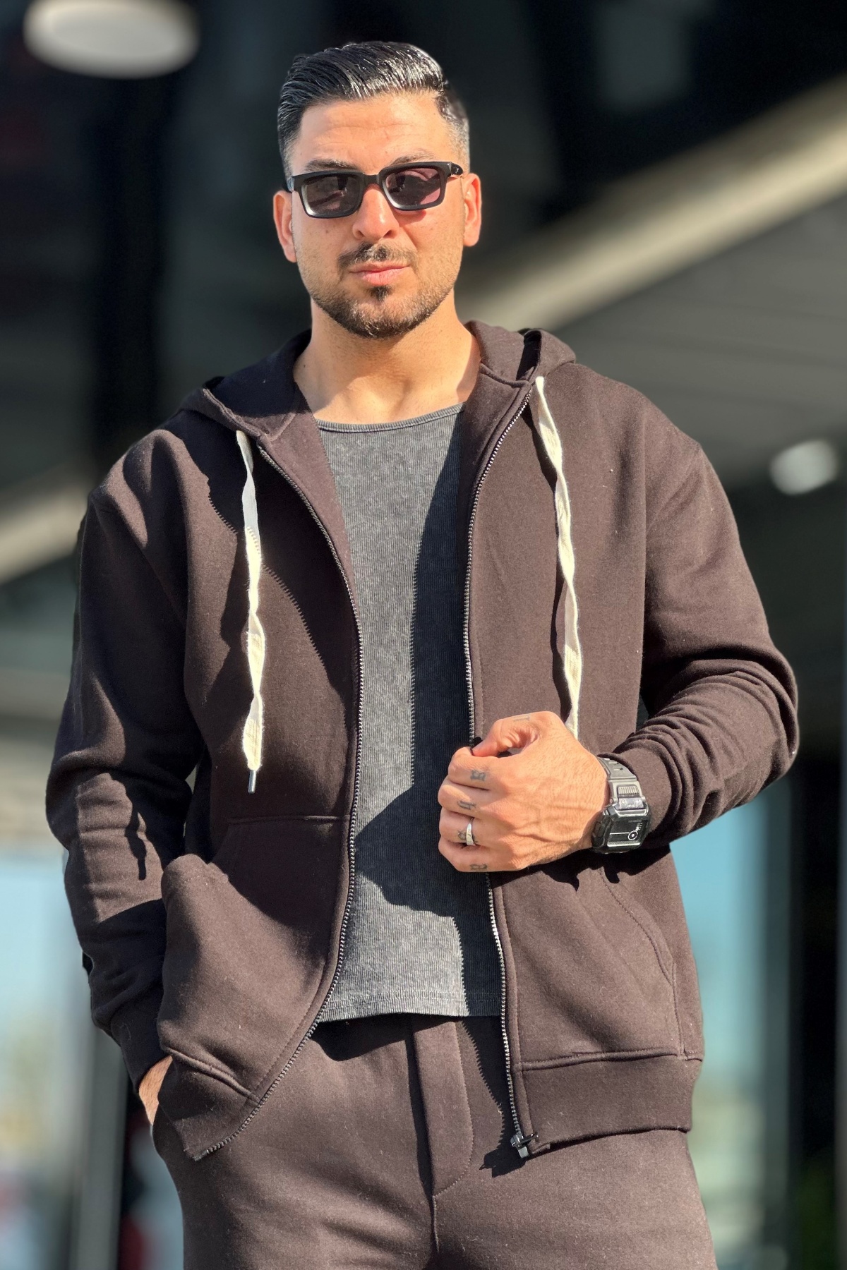 سوئیشرت بیسیک  (8674)