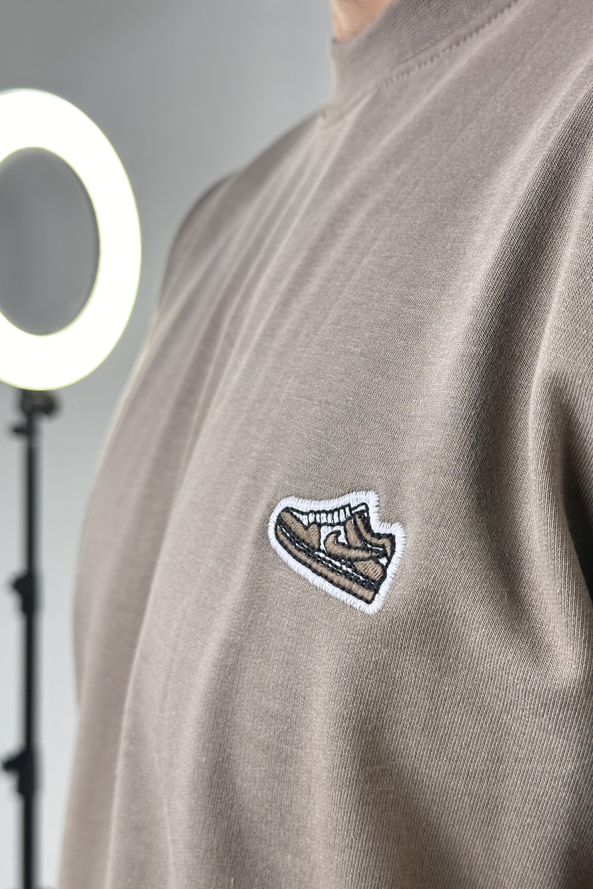 تیشرت گلدوزی کفش نایکی (9451)